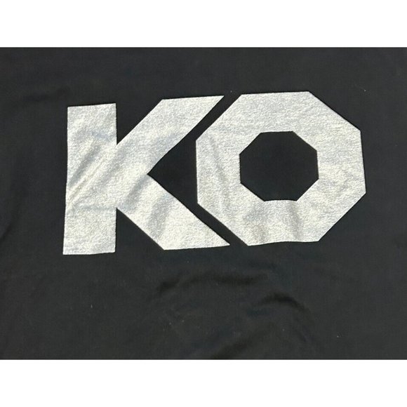 WWE Kevin Owens KO Fight Authentic Silver Graphic T Shirt Medium WWF - Picture 2 of 4